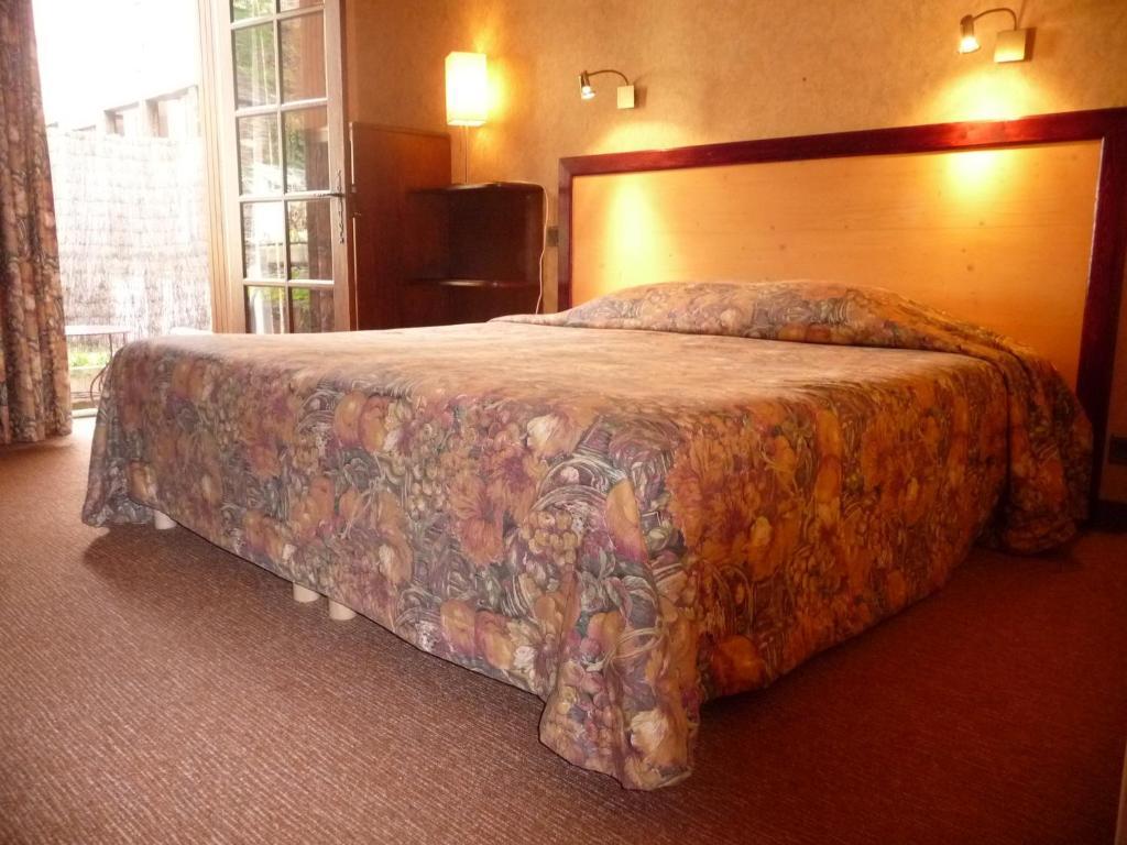 Hotel Sainte Foy Conques Rum bild